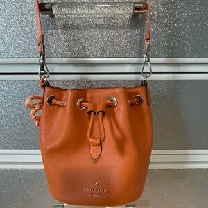 Kate Spade Rosie Small Mini Bucket Crossbody, Carrot Cake EUC NO coin purse